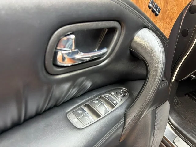 Used 2021 Gray Nissan SL image 21