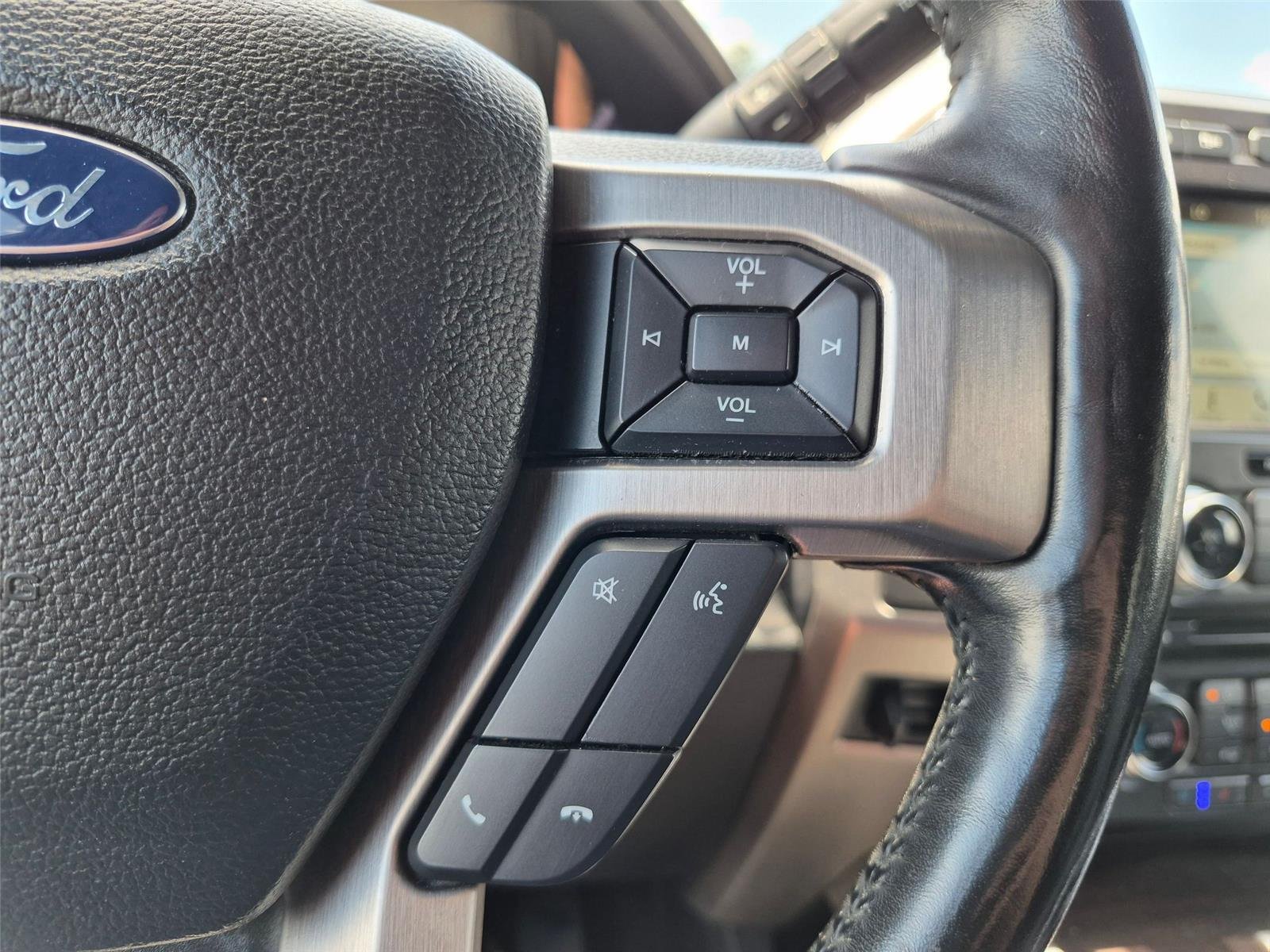 Used 2017 Shadow Black Ford Platinum image 19