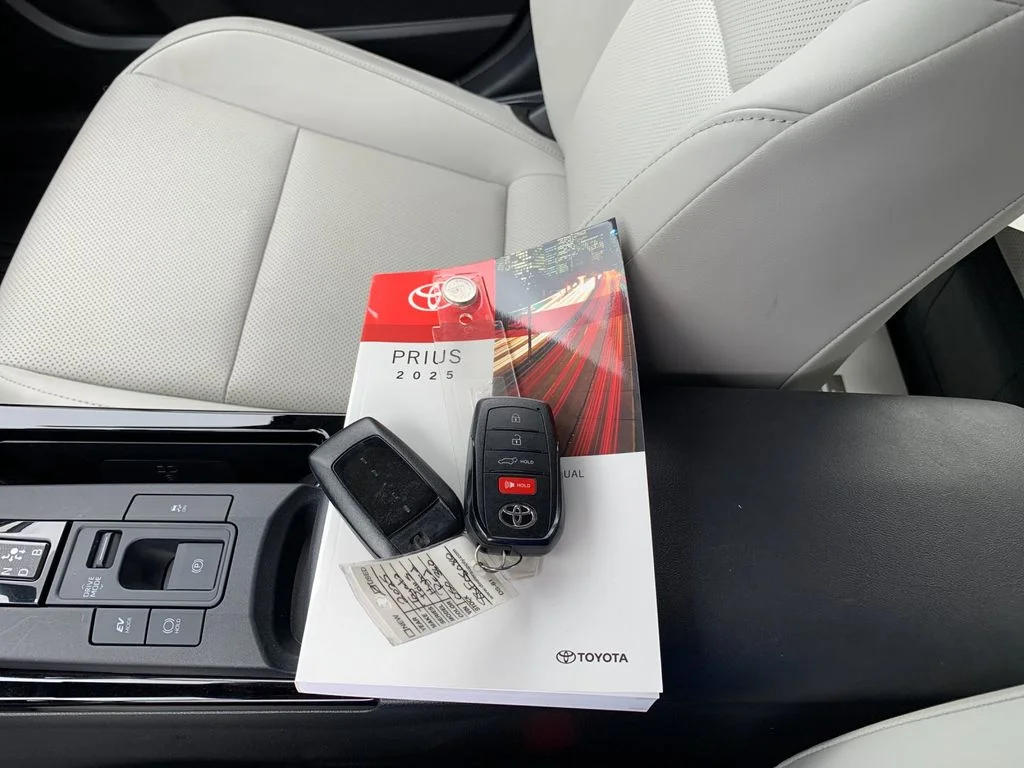 Used 2025 Red Toyota Limited image 9
