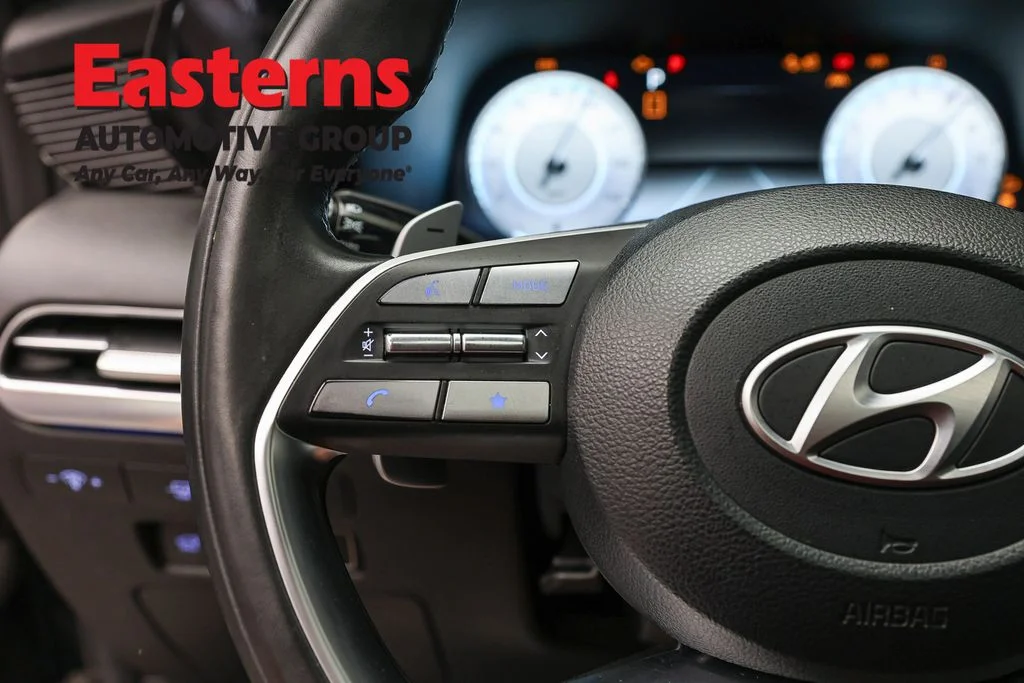 Used 2024 White Hyundai Calligraphy image 15