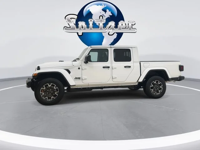 New 2026 Bright White Clearcoat Jeep Sahara image 3