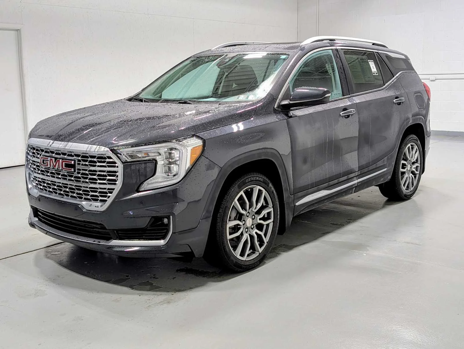 2022 GMC Terrain Denali