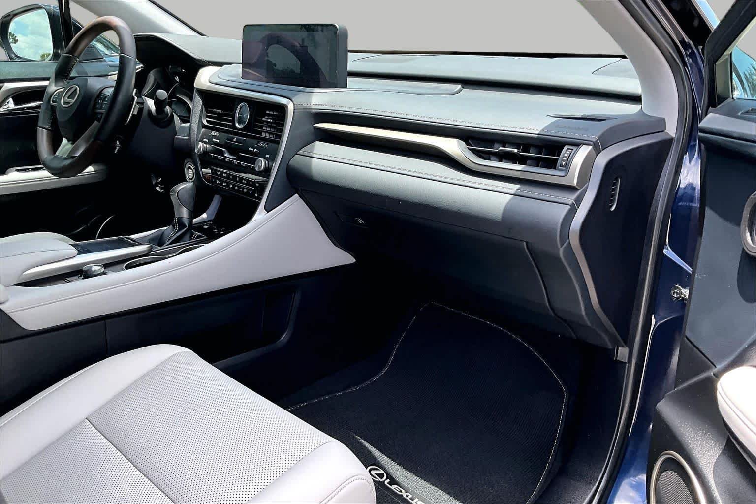 Used 2020 Nightfall Mica Lexus  image 19