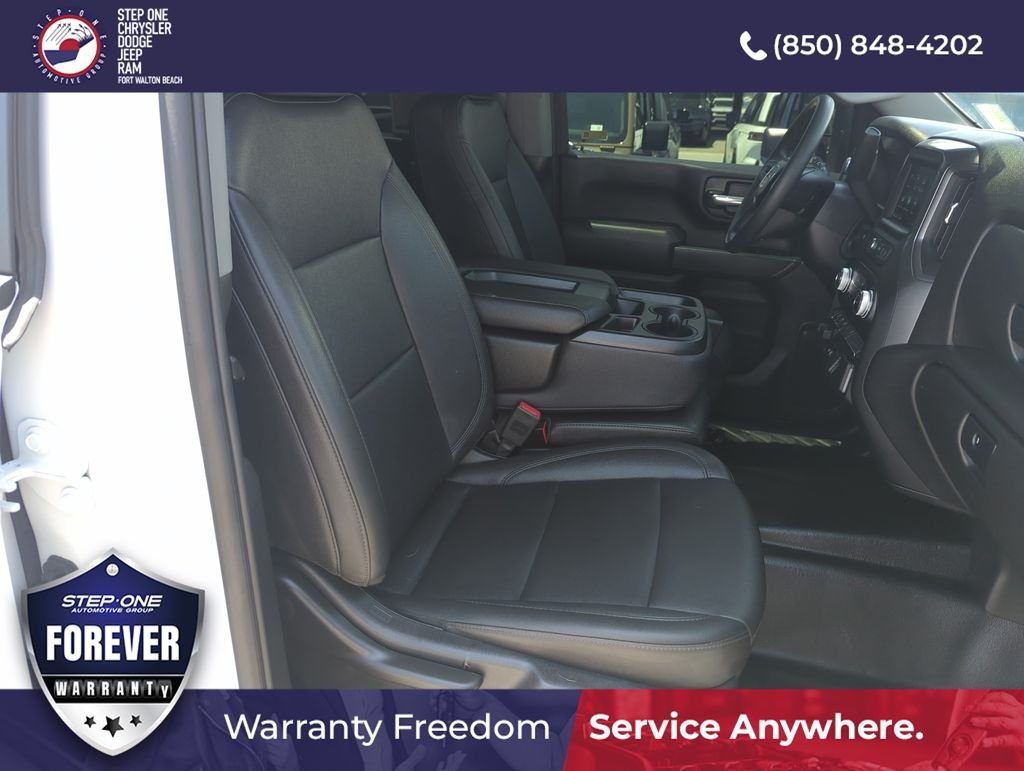 Used 2025 White GMC Pro image 32