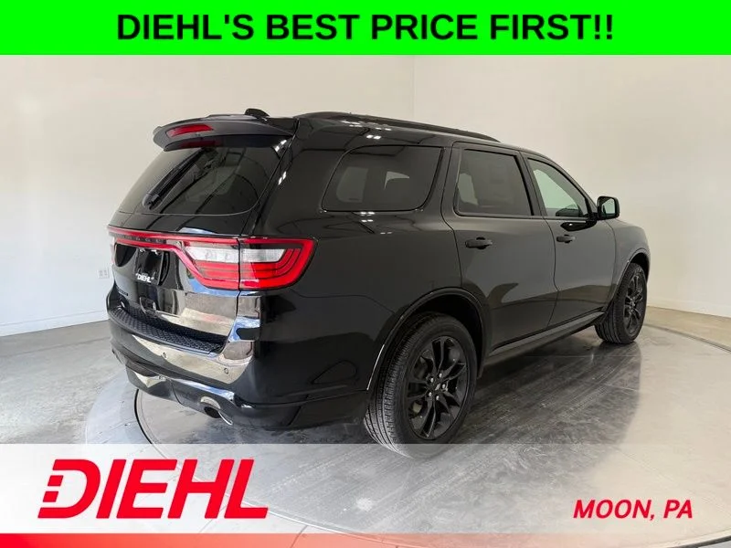 New 2026 Diamond Black Clear-Coat Exterior Paint Dodge GT Plus image 7