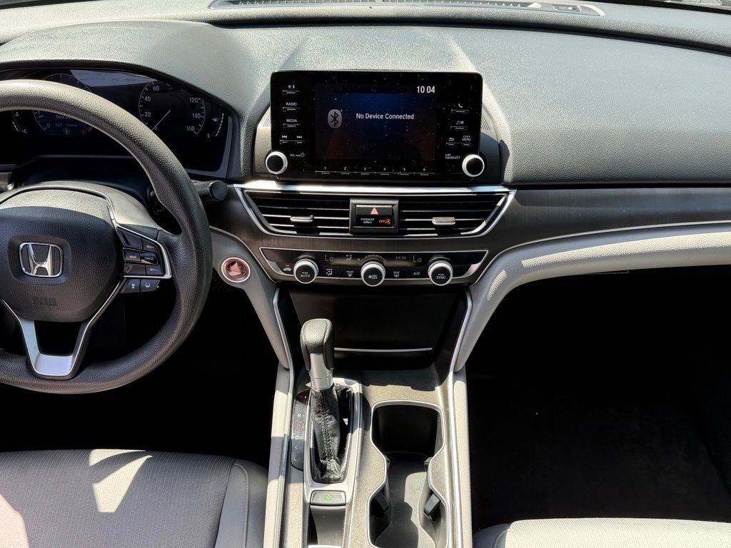Used 2018 Gray Honda LX image 9