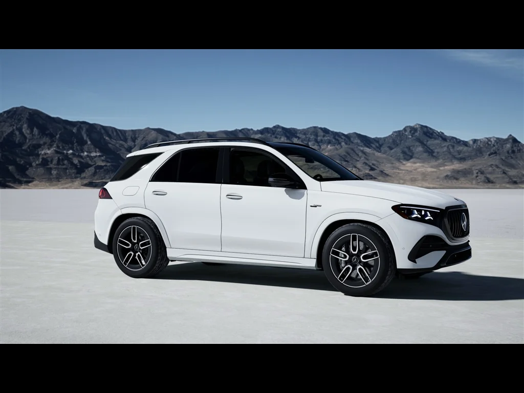 New 2027 Polar White Mercedes-Benz AMG® GLE 53e 4MATIC+ SUV image 8