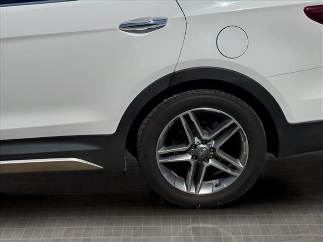 Used 2019 White Hyundai Limited image 10