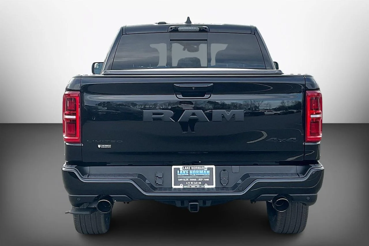 New 2026 Diamond Black Crystal Pearl-Coat Exterior Paint RAM Limited image 7