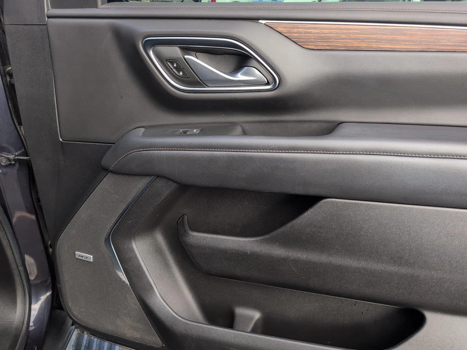 Used 2022 Dark Ash Metallic Chevrolet High Country image 40