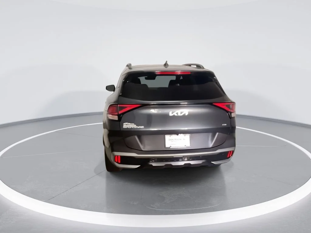 Used 2023 Gray Kia X-Line image 8