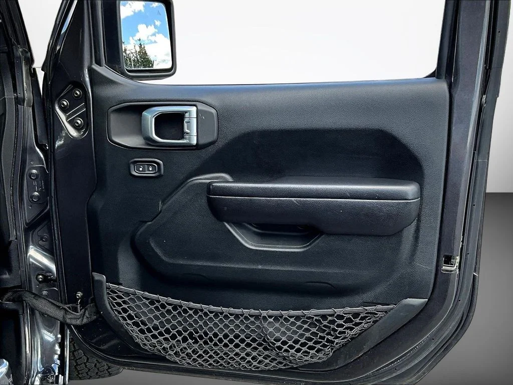 Used 2020 Gray Jeep Unlimited Sport Altitude image 26