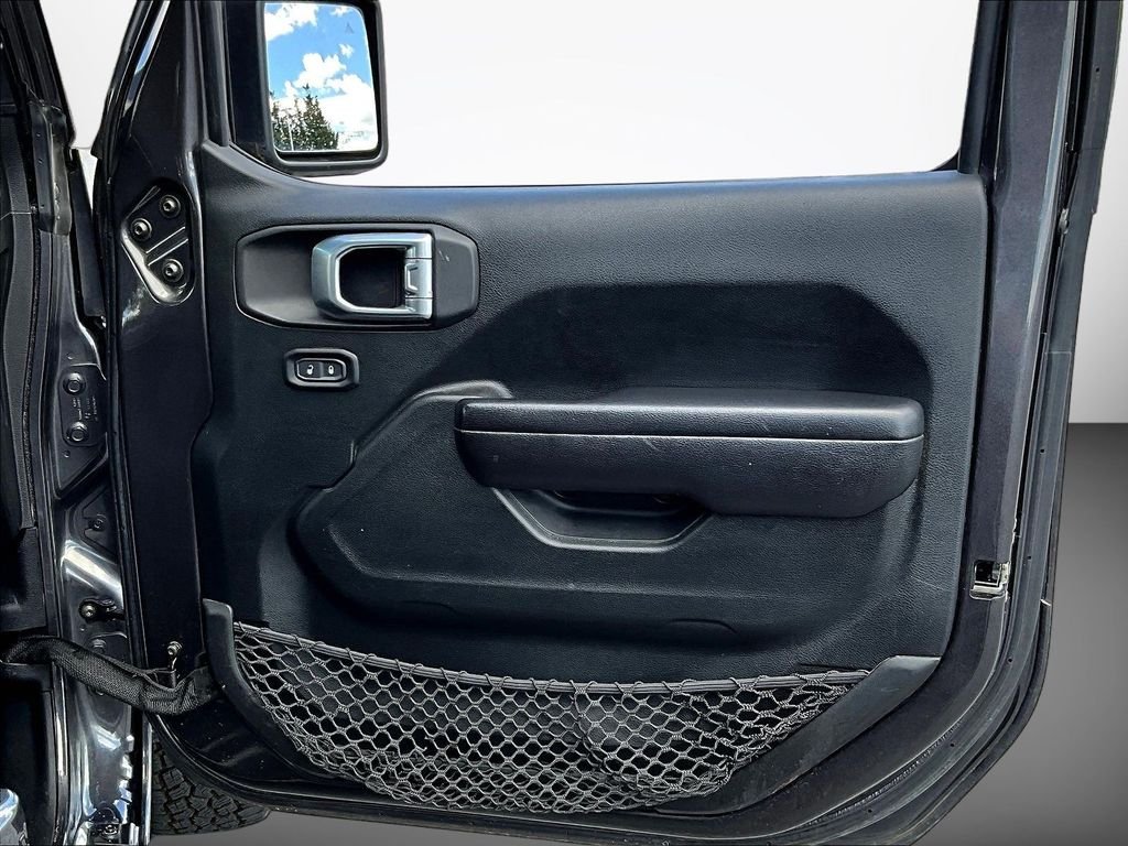 Used 2020 Gray Jeep Unlimited Sport Altitude image 26