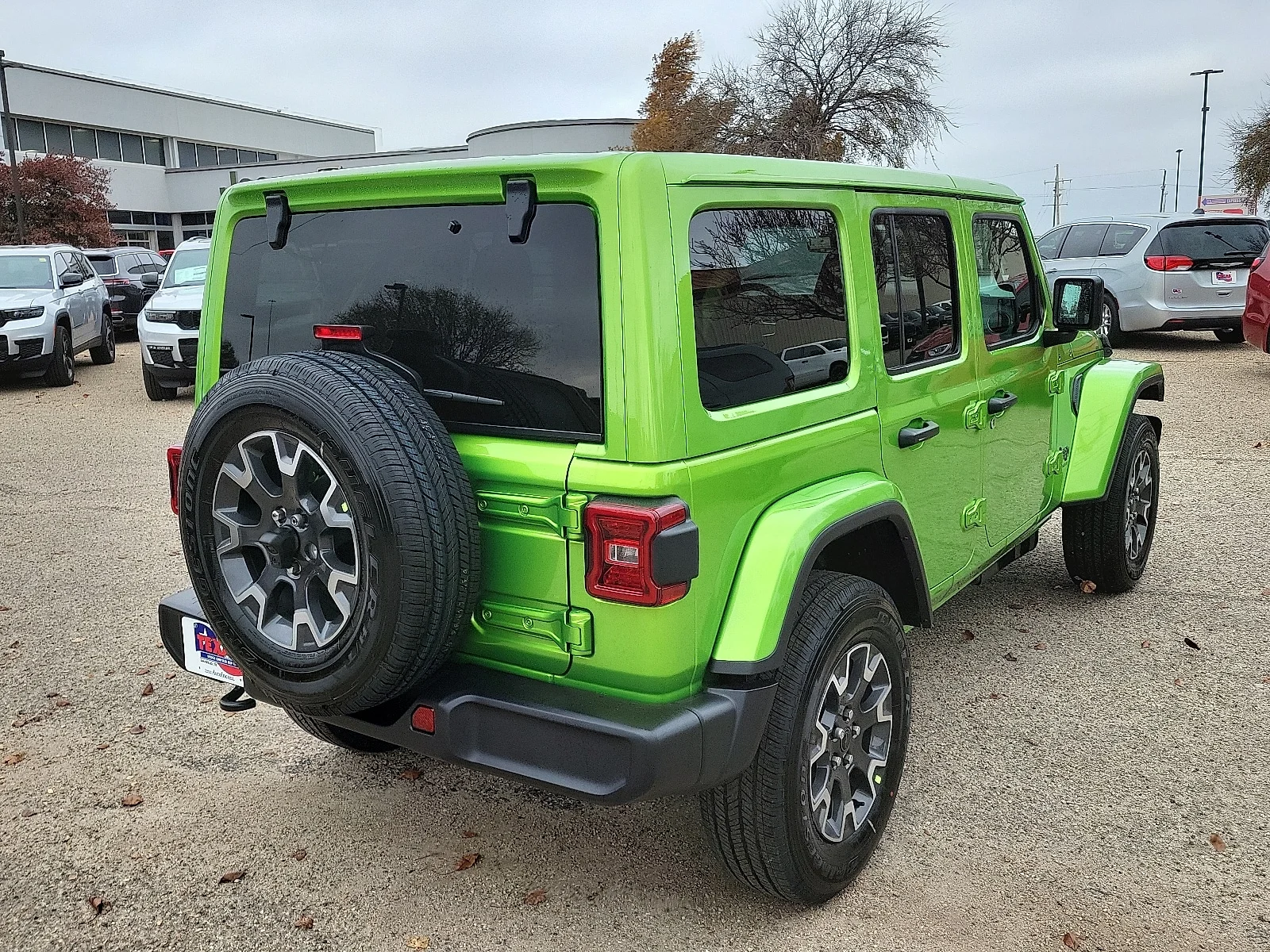 New 2026 PGE Mojito! Cle Jeep 4-DOOR SAHARA image 4