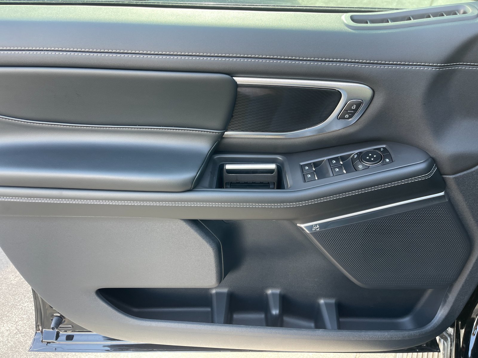 New 2026 Agate Black Metallic Ford Platinum® image 11