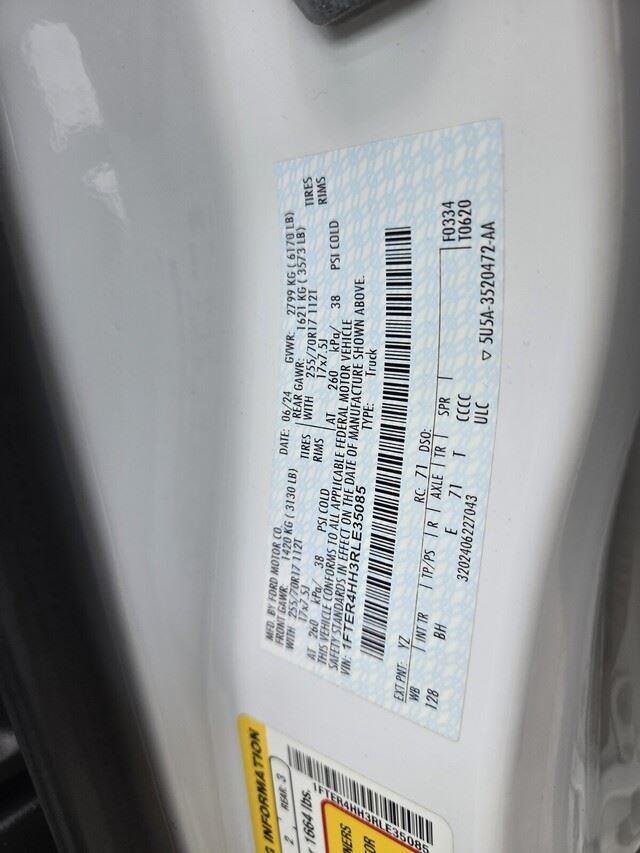 Used 2024 Oxford White Ford XLT image 36