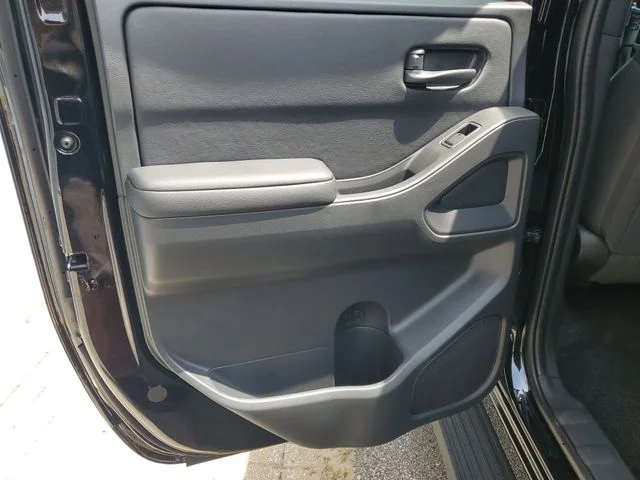 2026 Nissan Frontier SV - Photo 15