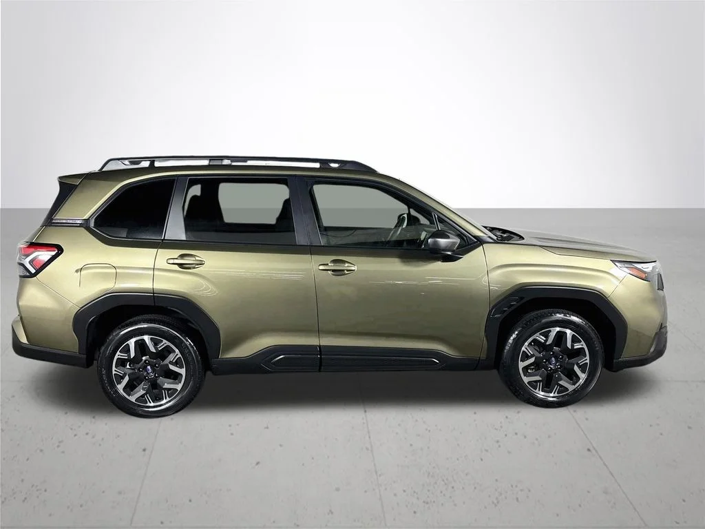 Used 2025 Brown Subaru Premium image 5