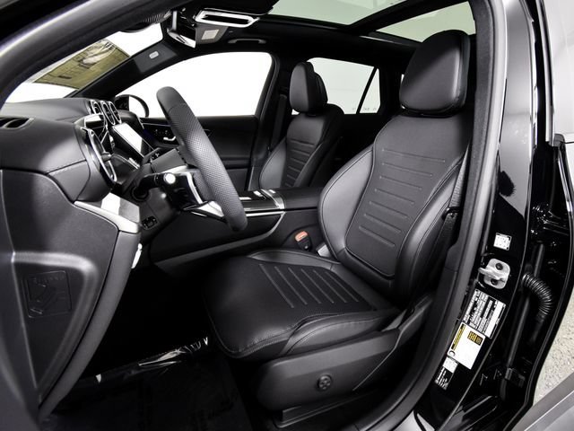 New 2026 Black Mercedes-Benz GLC 300 image 43