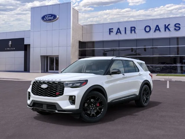 New 2027 Star White Metallic Tri-Coat Ford ST image 2