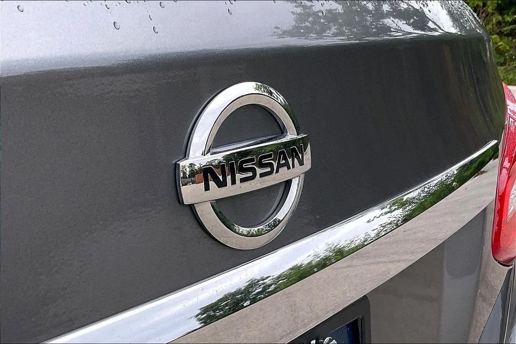 Used 2016 Gray Nissan 2.5 S image 7