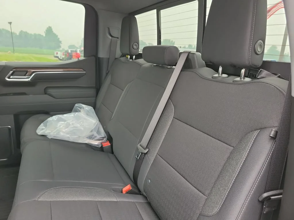 New 2026 Summit White Chevrolet LT Trail Boss image 23