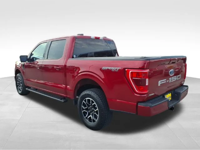 Used 2021 Red Ford XLT image 8