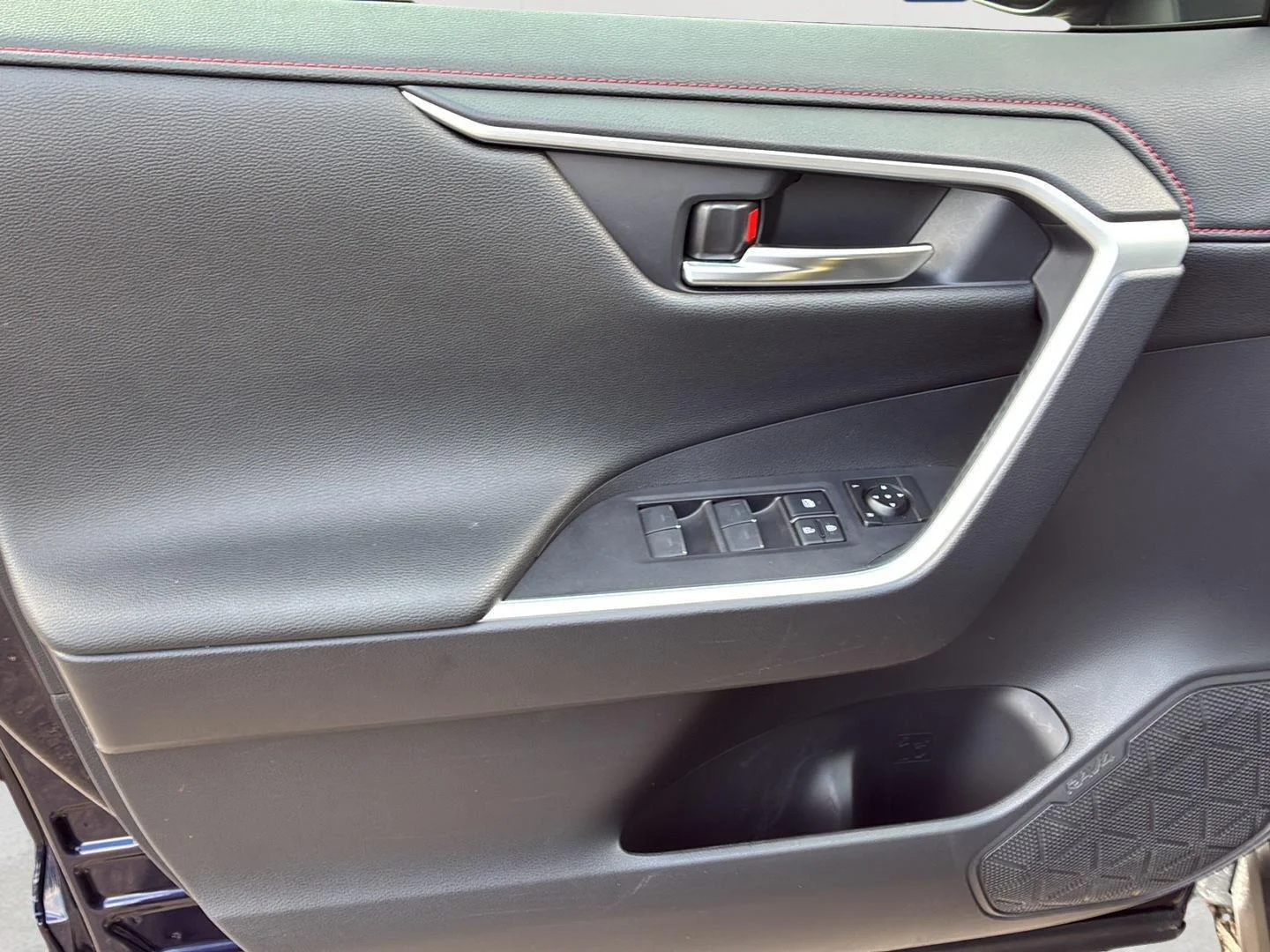 Used 2024 Blueprint w/Midnight Black Metallic Roof Toyota XSE image 15