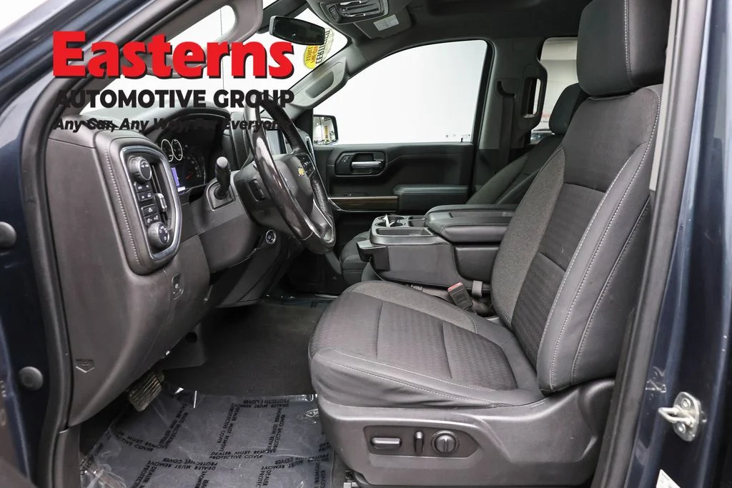 Used 2020 Gray Chevrolet LT image 13