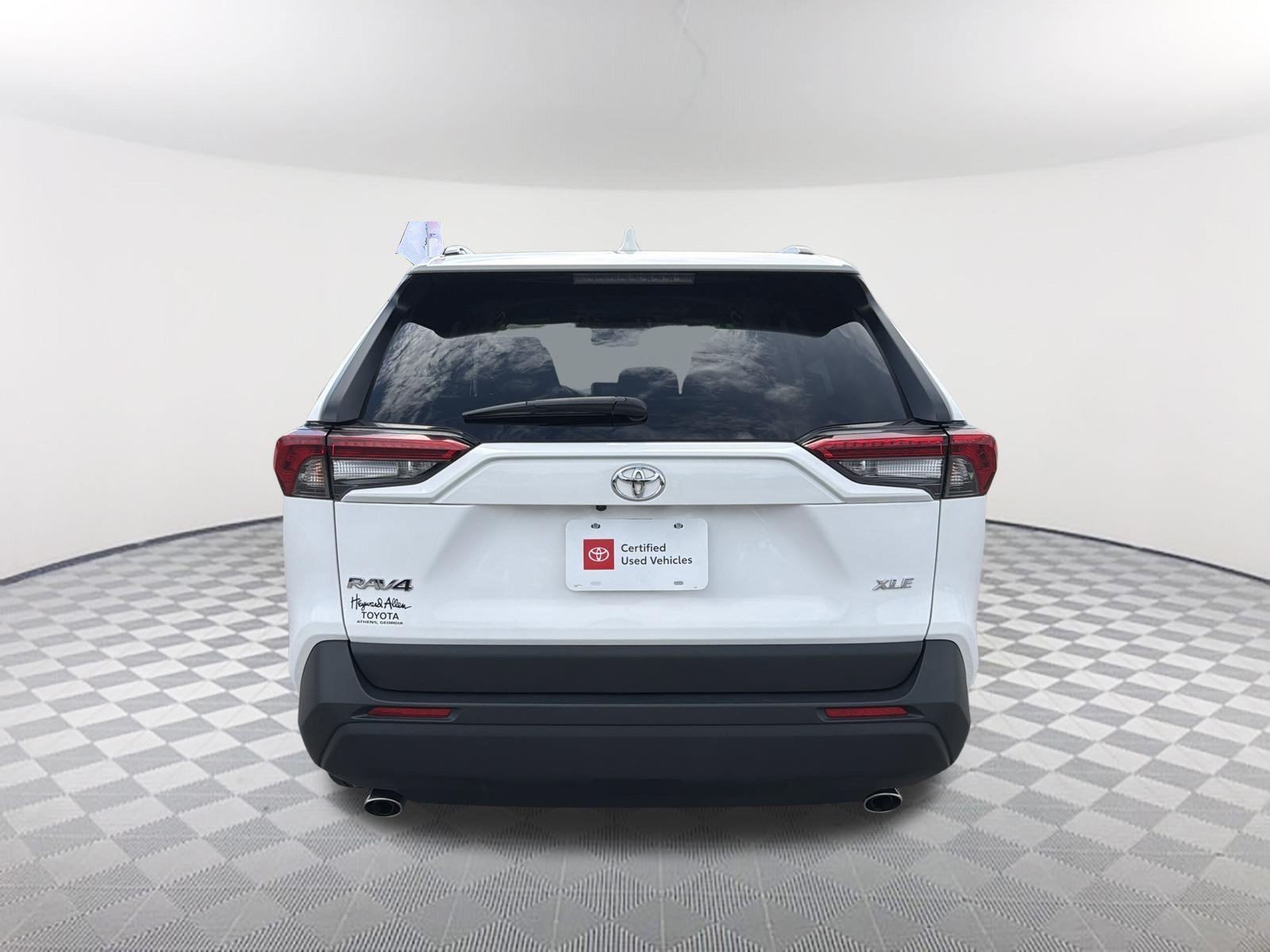 Certified Used 2025 Ice Cap Toyota XLE image 15