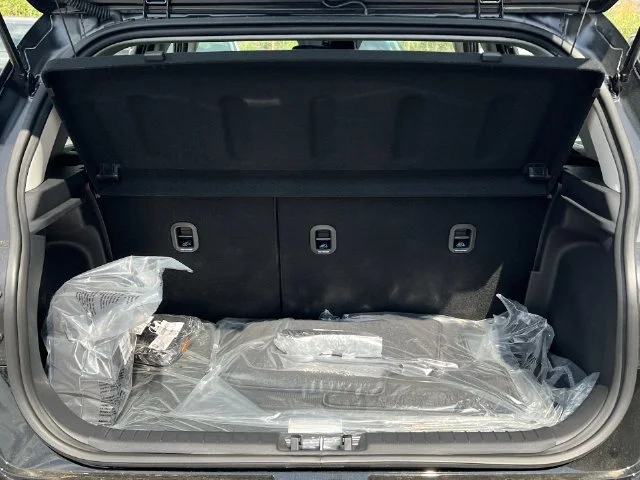 Used 2026 Black Hyundai SEL image 32