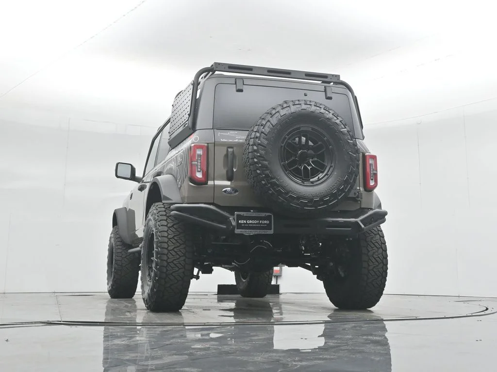 New 2025 Marsh Gray Ford Badlands image 54