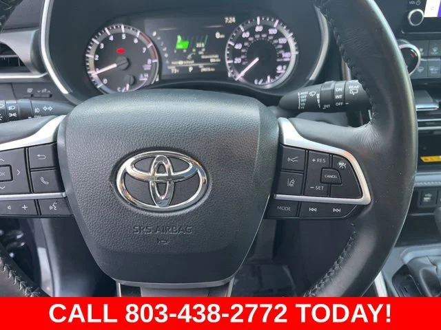 Used 2024 Black Toyota XLE image 19