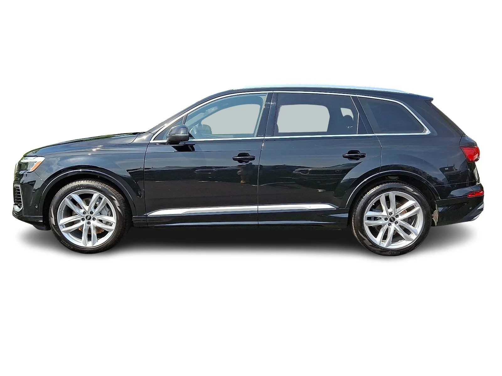 Used 2025 Mythos Black Metallic   0E0e Audi Premium Plus image 7
