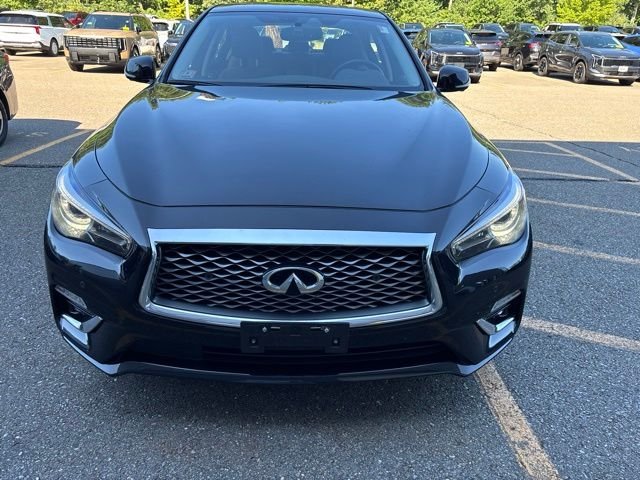 Used 2023 Black INFINITI LUXE image 2