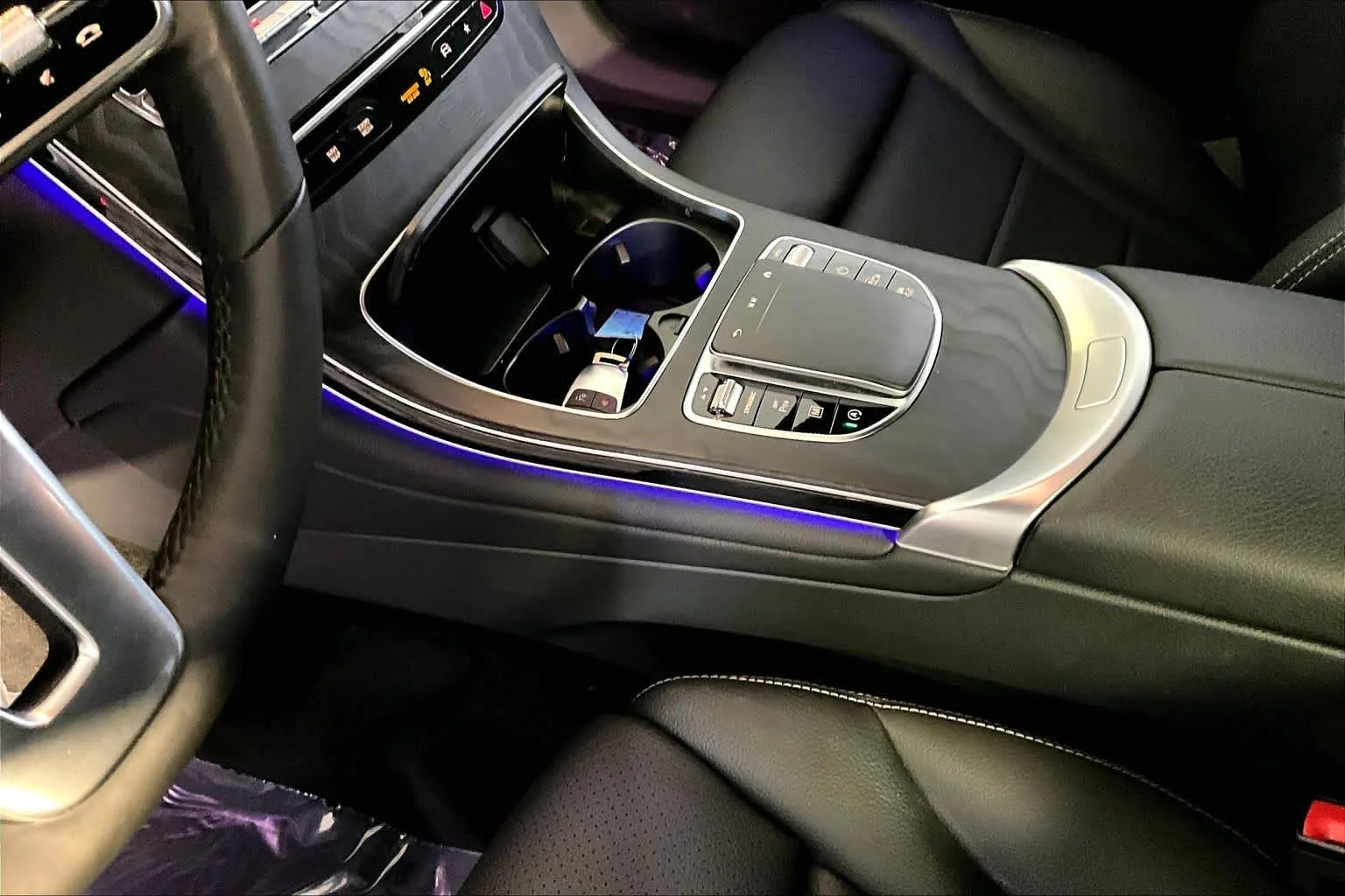 Certified Used 2022 Black Mercedes-Benz GLC 300 image 17