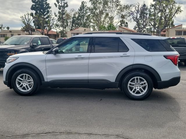Used 2026 Space White Metallic Ford Active image 29