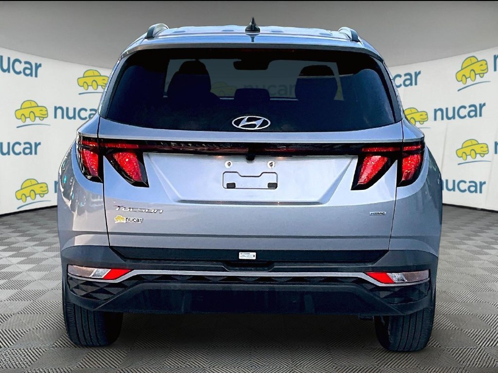 Used 2024 Silver Hyundai SEL image 5
