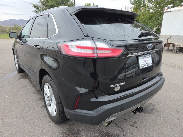 Used 2019 Black Metallic Ford SEL image 5
