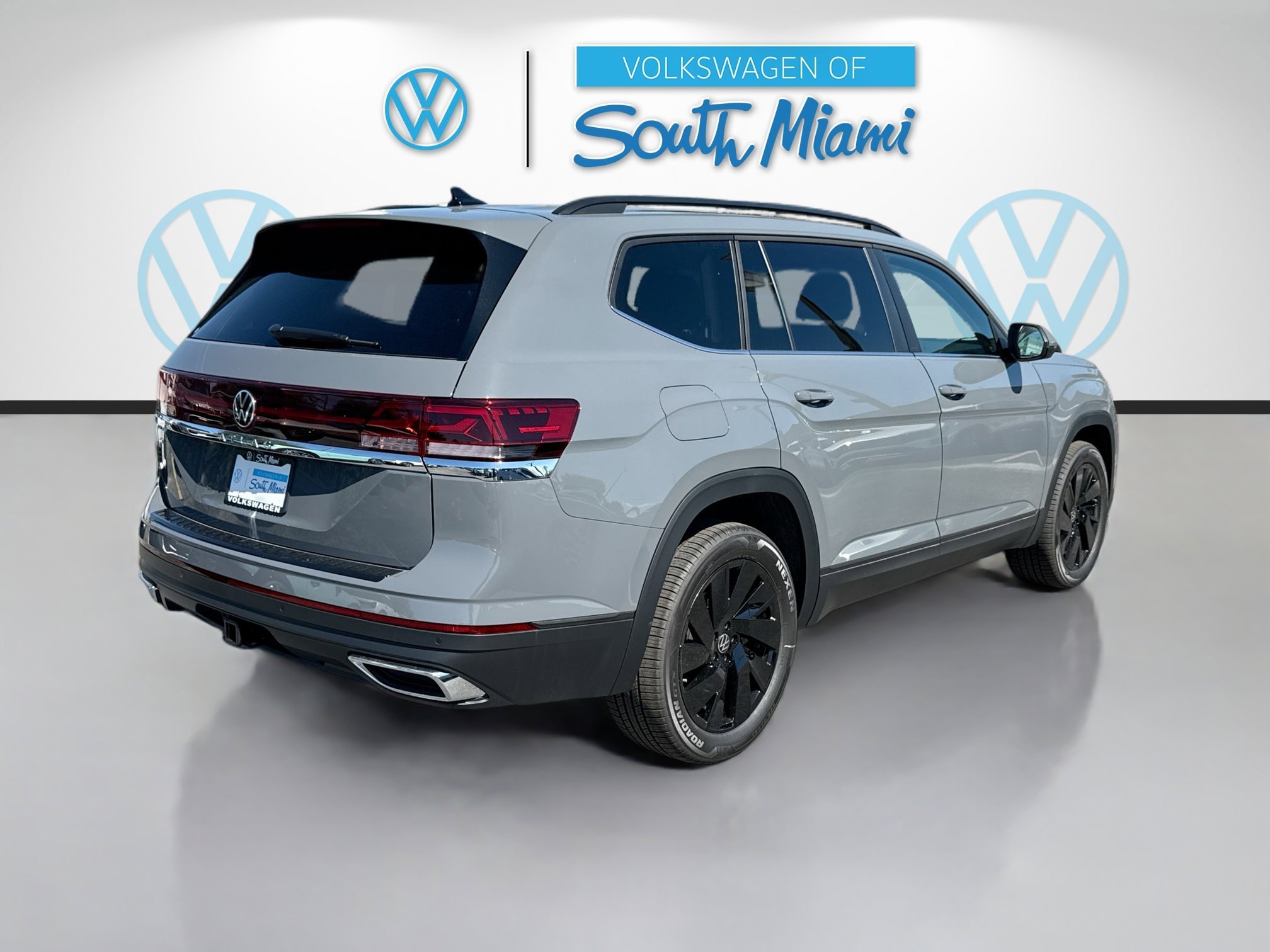 2026 Volkswagen Atlas SE w/Tech - Photo 7