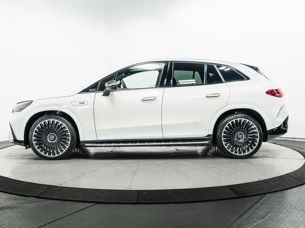 Certified Used 2024 Polar White Mercedes-Benz Base image 4