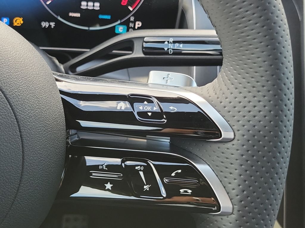 New 2027 Cirrus Silver Metallic Mercedes-Benz GLC 300 image 25