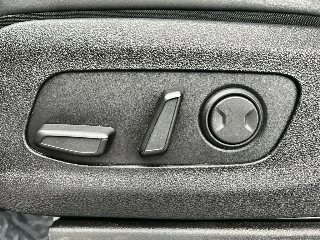 Used 2024 Gray Kia LX image 14