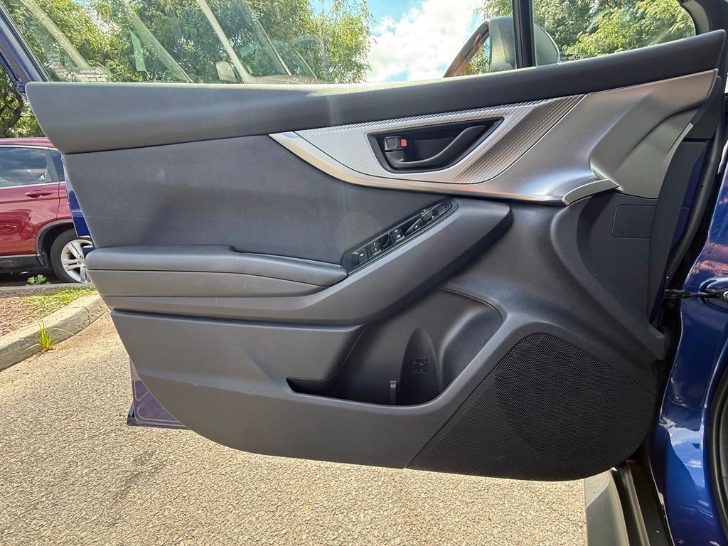 Used 2023 Sapphire Blue Subaru Base image 20