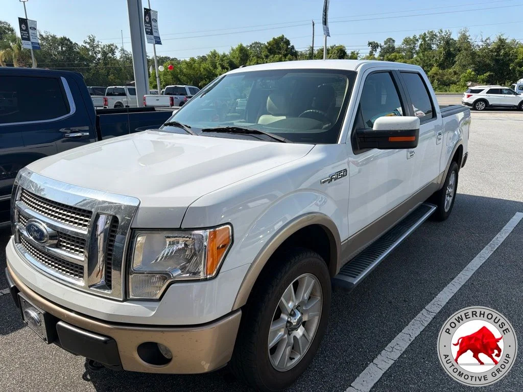 Used 2011  Ford Lariat image 4