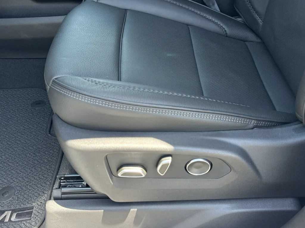New 2026 Glacier White Tricoat GMC Denali image 15