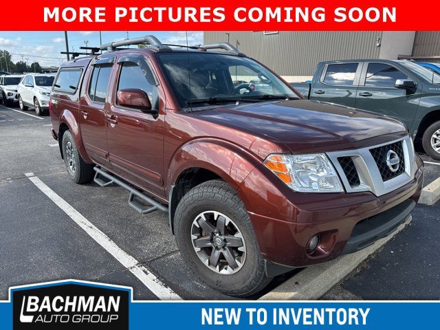 2016 Nissan Frontier 4.0 PRO-4X Crew Cab 4X4 AT's photo