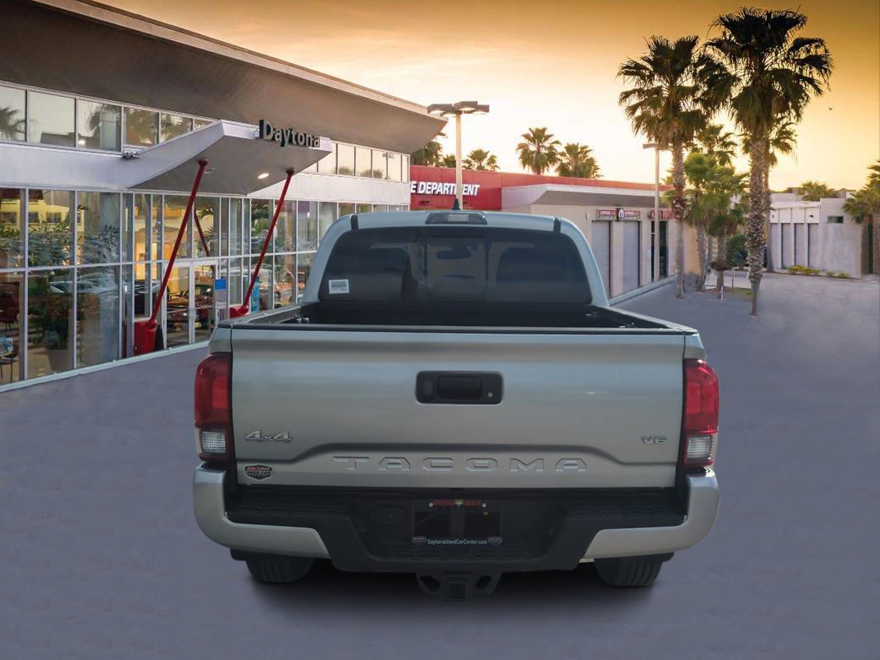 2023 Toyota Tacoma TRD Sport photo 3