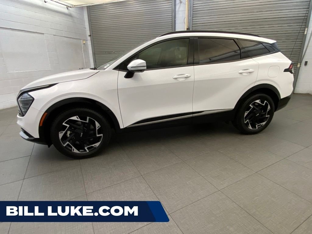 Used 2024 White Kia SX-Prestige image 1