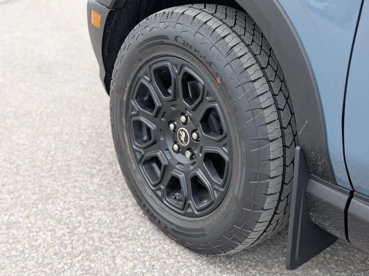 New 2026 Grey Ford Badlands image 5